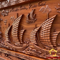 Tranh gỗ Thuận Buồm Xuôi Gió đẹp viền hoa văn 97x197x6 cm 1