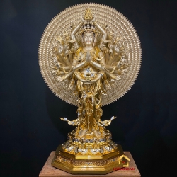 Tượng Phật Thiên Thủ Thiên Nhãn đứng bằng đồng dát vàng cao 108 cm