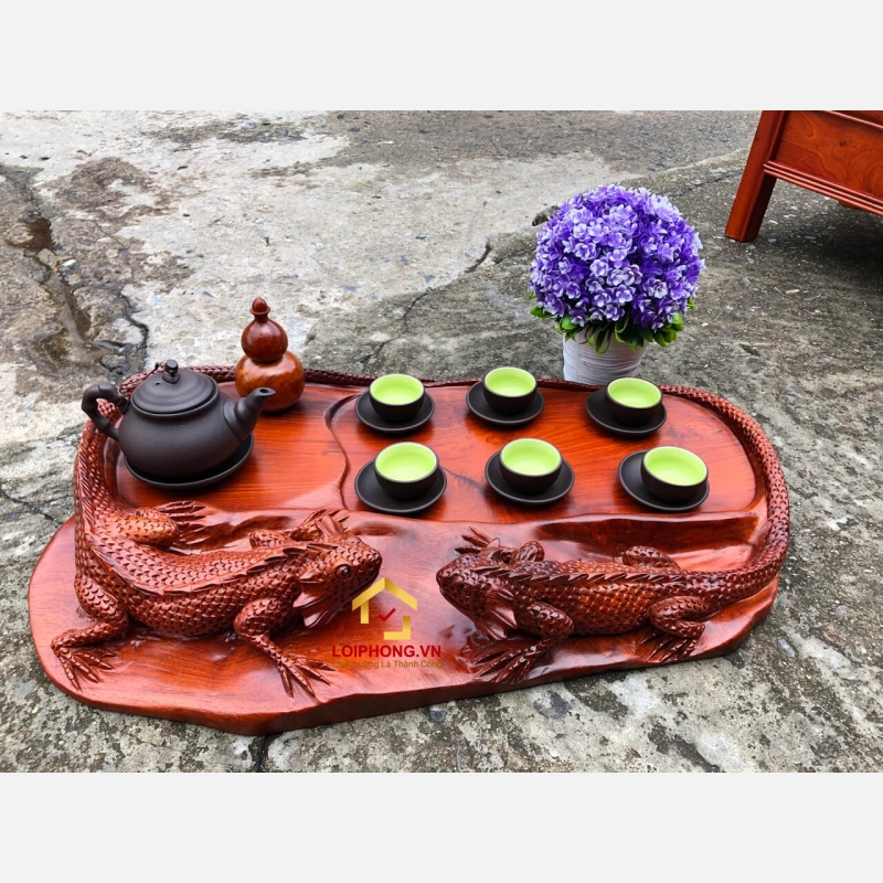 Khay trà đôi kỳ nhông bằng gỗ hương nguyên khối