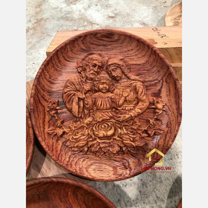 Đĩa gỗ trang trí gia đình chúa jesus bằng gỗ hương đường kính đĩa 30 - 35 - 40 cm dày 4 cm