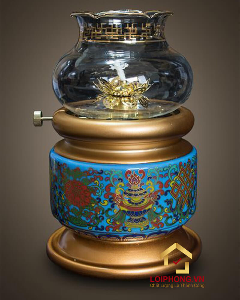 Thế giới đèn thờ bằng dầu tại Lôi Phong