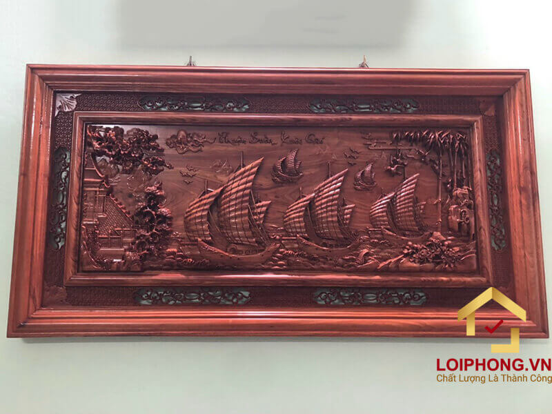 Treo tranh gỗ phong thủy Thuận Buồm Xuôi Gió đúng cách để giúp mang tới nhiều sự may mắn, tài lộc