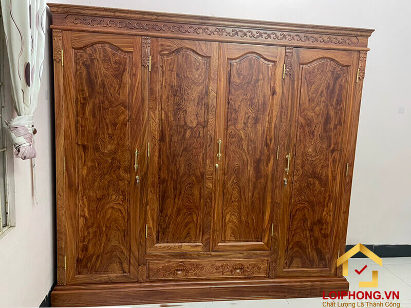 Tủ làm bằng gỗ với chất liệu thân thiện môi trường, đảm bảo an toàn cho sức khỏe người dùng