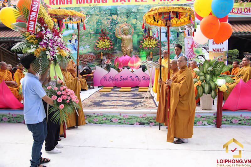 Nhiều lễ hội hấp dẫn được tổ chức tại chùa