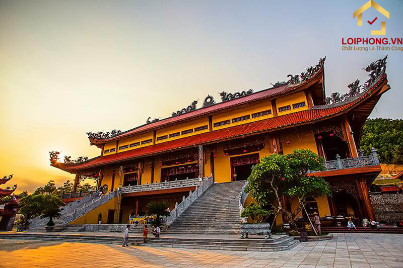 Lịch sử hình thành và phát triển của chùa Ba Vàng
