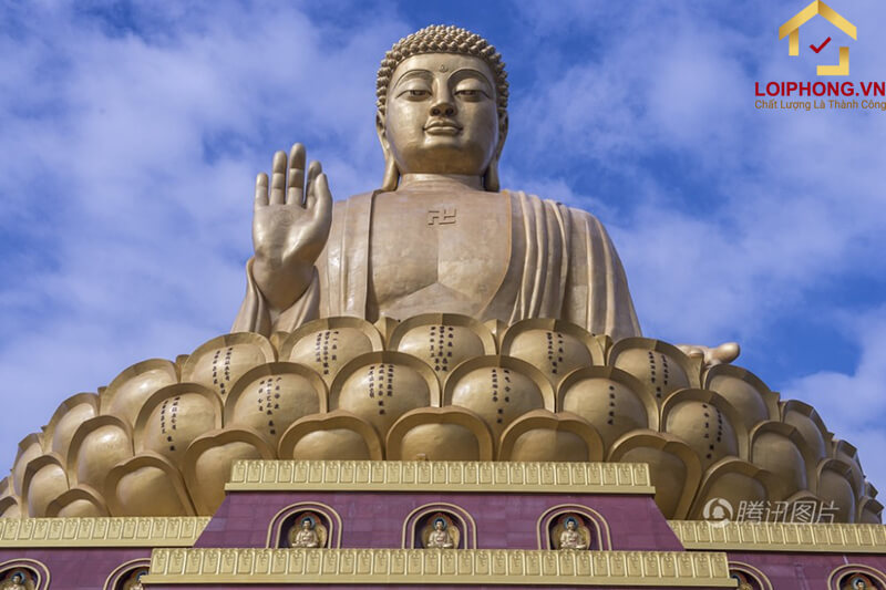 Biểu tượng này ngày nay xuất hiện nhiều tại các chùa chiền và nghi lễ trong Phật Giáo