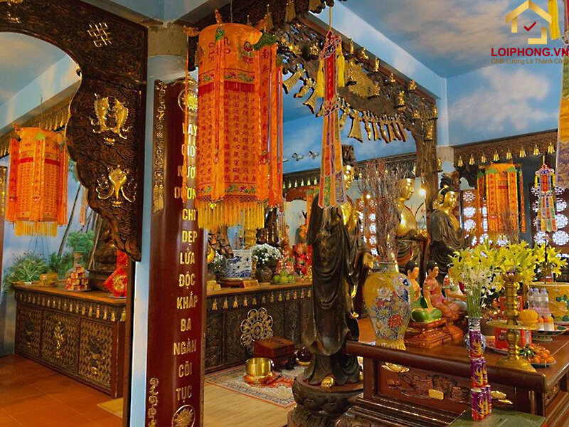 Nên đặt bàn thờ Phật theo hướng Tây Bắc của ngôi nhà