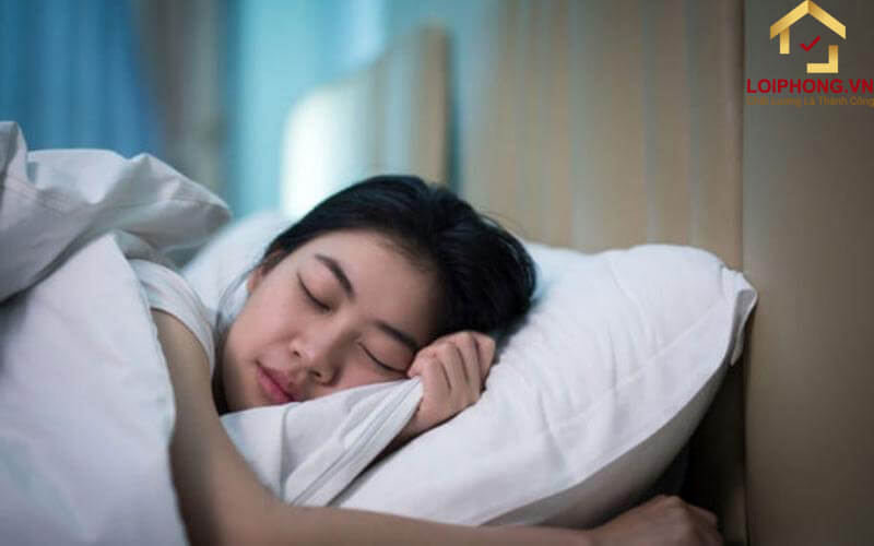 Sử dụng vòng Trầm Hương khi ngủ sẽ giúp cho mọi người ngủ ngon và sâu giấc hơn