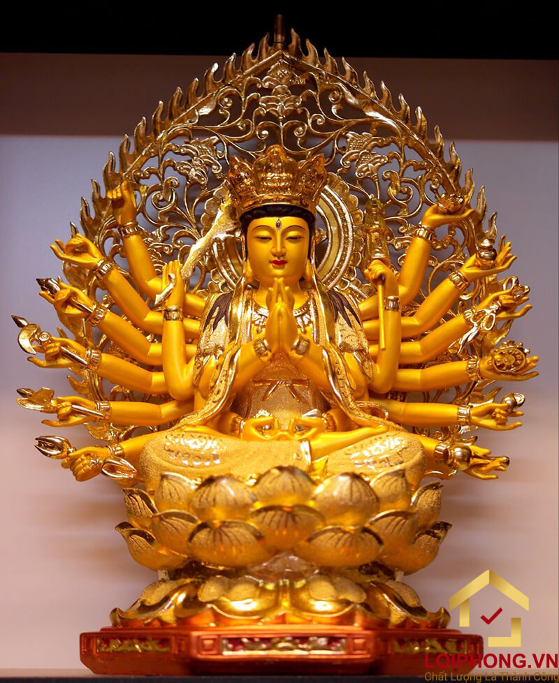 Tụng thần Chú Chuẩn Đề đúng tư thế và tâm luôn hướng về Phật để đạt được sự linh ứng