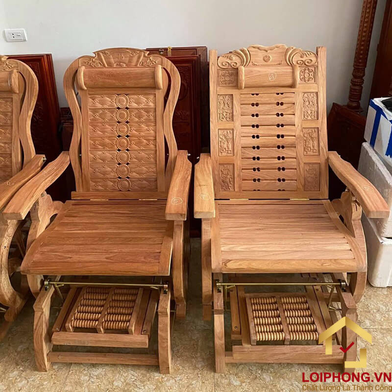 Ghế gỗ được làm từ gỗ gõ tự nhiên