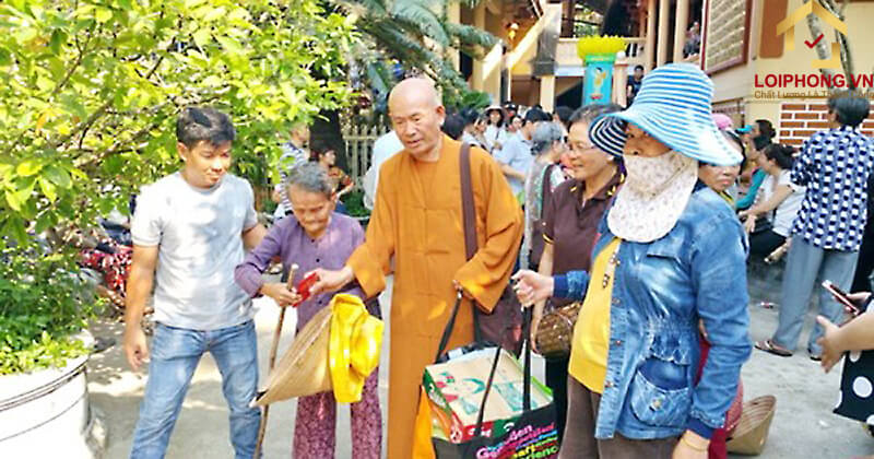 Các lễ hội của chùa Huệ Nghiêm diễn ra hàng năm thu hút đông đảo Phật Tử tham gia